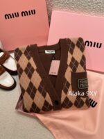 MIUMIU   24 Autumn/Winter New CollectionGirl's Sensation Academy Color blocked Grid Wool Cashmere Knitted Cardigan Loose Sweater - Image 10