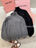MIUMIU  A musthave high neck base sweater for autumn and winter2024 new letter logo basic versatile and super comfortable/100 sheep wool material high neck sweater - Image 11