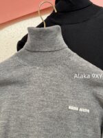 MIUMIU  A musthave high neck base sweater for autumn and winter2024 new letter logo basic versatile and super comfortable/100 sheep wool material high neck sweater - Image 13