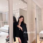 CHANEL  24k Autumn/Winter New Collection  Women's Fashion Knitted Coarse Hemp Lapel Handmade Edge Short Suit Coat. 100 silk lining