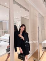 CHANEL  24k Autumn/Winter New Collection  Women's Fashion Knitted Coarse Hemp Lapel Handmade Edge Short Suit Coat. 100 silk lining