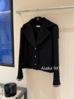 CHANEL  24k Autumn/Winter New Collection  Women's Fashion Knitted Coarse Hemp Lapel Handmade Edge Short Suit Coat. 100 silk lining - Image 8