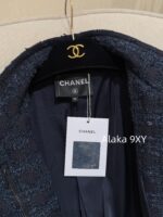 CHANEL's "French Retro Dressing" 2024k Autumn New Mid length Skirt, Elegant Style, Coarse Hemp Pocket Zipper Design Coat for Women. 100 silk lining - Image 4
