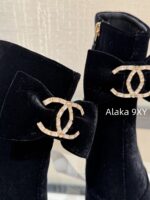 CHANEL  24K Autumn/Winter Fashion Collection  Heavy Industry Diamond Bow Large Logo Design for Women with Thick Heels and Short Boots. Imported velvet  Leather lining - Image 4