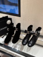 CHANEL  24K Autumn/Winter Fashion Collection  Heavy Industry Diamond Bow Large Logo Design for Women with Thick Heels and Short Boots. Imported velvet  Leather lining - Image 30