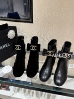 CHANEL  24K Autumn/Winter Fashion Collection  Heavy Industry Diamond Bow Large Logo Design for Women with Thick Heels and Short Boots. Imported velvet  Leather lining - Image 33