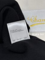 CHANEL   2024 Autumn/Winter New Collection Signature Letter Logo Wool Sleeveless Lace Knitted Tank Top for Women. Available in black and white - Image 4