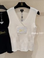 CHANEL   2024 Autumn/Winter New Collection Signature Letter Logo Wool Sleeveless Lace Knitted Tank Top for Women. Available in black and white - Image 8