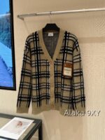 BURBERRY "American College Style" 2024 Autumn and Winter New Collection Bu  Style Classic Grid Badge 100 Wool Material Cardigan Sweater Lazy Knitted Coat for Women - Image 3