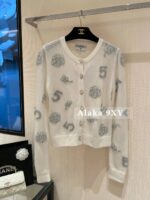 Chanel's wealthy heiress's early autumn outfit24a new pure handmade embroidery patchwork round neck pullover wool knitted sweater/cardigan jacket for women. Cardigan - Image 10