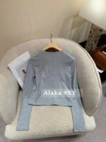 Miumiu American style "paper figure" solid color letter splicing slim fit versatile long sleeved thin bottom top for women - Image 11