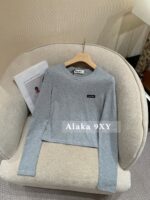 Miumiu American style "paper figure" solid color letter splicing slim fit versatile long sleeved thin bottom top for women - Image 12