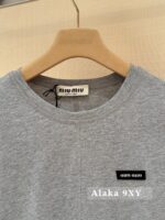 Miumiu American style "paper figure" solid color letter splicing slim fit versatile long sleeved thin bottom top for women - Image 16