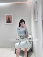 Miumiu American style "paper figure" solid color letter splicing slim fit versatile long sleeved thin bottom top for women - Image 25