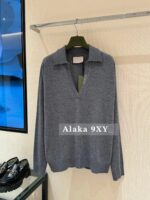 GUCCI  2024 High Version New Vneck Sweater with Versatile Color Matching without Losing Classic Aging and Fashionable Slimming Appearance - Image 8