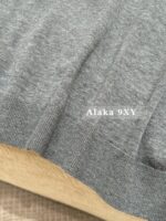 GUCCI  2024 High Version New Vneck Sweater with Versatile Color Matching without Losing Classic Aging and Fashionable Slimming Appearance - Image 9