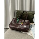 MIUMIU "American Retro Girl Style"  Self retained Zhang Yuanying's 2024 SS fashion collection canvas briefcase  Japanese limited edition canvas denim fabric canvas style - Image 10