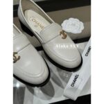 Chanel  2024a Early Autumn New CollectionMetal Logo Le Fu Shoes/Single Shoes Small Leather Shoes Female Original Mold Three Color Options - Image 5
