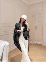 CHANEL High end Quality 24 New Models  A musthave for wealthy and beautiful socialites/celebrities in airconditioned rooms with silk shawls for women. Cashmere 70  30 real silk