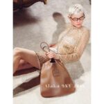 miumiu   Super beautiful oneSelf kept Zhang Yuanying's 2024 SS collection tote tote shopping bag   Four colors can be selected from imported original cowhide material. - Image 7