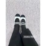 Chanel  24c Spring/Summer New Collection  Double Straight Line Pearl Buckle Pearl Pink Mary Jane Single Shoes. Customized pearl sheepskin - Image 5
