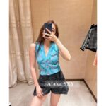 Chanel  New Collection for Spring and Summer of 2024Heavy Industry Wash Enzyme Denim Waffle Printed High Waist Shorts/Wide Leg Pants Women's Pants - Image 12