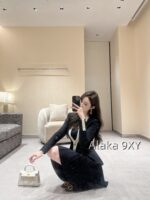 BALMAIN High end B  2024 Early Autumn New Collection  "Professional Elite and Capable Female CEO Dressing" Color Contrasting Edges, Waist Fold, Lotus Leaf Pendulum, Deep Vneck Knitted CardiganFashionable APendulum Skirt Top - Image 10
