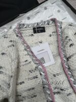 Chanel taro purple color blocked24 new beige knitted short jacket long sleeved women's heavyduty full screen blended highend floral fabric - Image 18