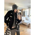 Rarelyalike, a female celebrity and internet celebrity who loves a niche trendy brand, is rare  24 horn button atmosphere button wool woolen coat customized with 100 cotton wool fabric - Image 6