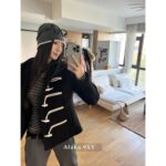 Rarelyalike, a female celebrity and internet celebrity who loves a niche trendy brand, is rare  24 horn button atmosphere button wool woolen coat customized with 100 cotton wool fabric - Image 8