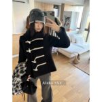 Rarelyalike, a female celebrity and internet celebrity who loves a niche trendy brand, is rare  24 horn button atmosphere button wool woolen coat customized with 100 cotton wool fabric - Image 14