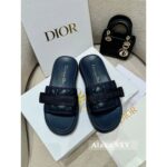 Dior  2024SS Summer New Collection  Velcro letter logo slippers with minimalist style, lightweight and comfortable, vacuum sealed foam bottom, super comfortable - Image 3