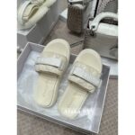 Dior  2024SS Summer New Collection  Velcro letter logo slippers with minimalist style, lightweight and comfortable, vacuum sealed foam bottom, super comfortable - Image 4