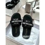 Dior  2024SS Summer New Collection  Velcro letter logo slippers with minimalist style, lightweight and comfortable, vacuum sealed foam bottom, super comfortable - Image 8