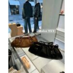 Miumiu doesn't clash with unpopular styles  2024 Cool and Spicy Colors Must Have for Spicy GirlsRetro Dumpling Bun Imported Nappa Sheepskin