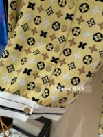 LOUIS VUITTON   2024 SS Early Autumn New Collection  Classic Lucky Grass Printed Logo Yellow Short Jacket for Women. loose coat - Image 13