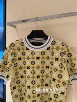 LOUIS VUITTON   2024 SS Early Autumn New Collection  Classic Lucky Grass Printed Logo Yellow Short Jacket for Women. loose coat - Image 25
