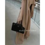 Prada doesn't clash with unpopular styles  2024 Cool and Spicy Colors Must Have for Spicy GirlsRetro Dumpling Bun Imported Nappa Sheepskin - Image 5