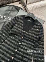 BALMAIN  2024 Early Autumn New Collection  Black Silver Stripe Glitter Versatile Casual Vneck Show Thin Temperament Metal Buckle Dress for Women - Image 19