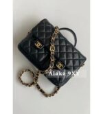 Chanel Retro Versatile and Timeless24A New Series Double Pocket Postman Bag  The unpopular series features a chain with a strong sense of design   Sheepskin - Image 3