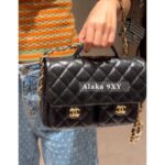 Chanel Retro Versatile and Timeless24A New Series Double Pocket Postman Bag  The unpopular series features a chain with a strong sense of design   Sheepskin - Image 14