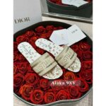 Dior  Embroidered flip flops with the letter D of the family logo, women's thick heel and flat bottom for summer wear, cool slippers with leather sole, 2024 summer new style - Image 10