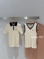 MIUMIU   American Retro Campus Dressing24 Autumn/Winter New High Quality Cashmere Fabric Embroidered Letter Logo Short Sleeve Tshirt/Vneck Knitted Tank Top Short Sleeve