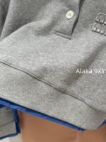 MIU MIU 24 Autumn/Winter New Collection Letter Logo Patch Embroidered Logo Contrast Splicing Short Hoodie Sweatshirt/Skirt/Casual Sweatpants Sweatshirt - Image 13