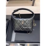 CHANEL   5c New Series/Detachable Chain   Caviar handle logo lunch box bag with multiple back methodsself retention - Image 6