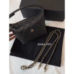 CHANEL   5c New Series/Detachable Chain   Caviar handle logo lunch box bag with multiple back methodsself retention - Image 8