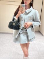 MIUMIU "British Rich Girl Dress Up" Heavy duty Wool Soft Cocoon Woolen Short Tall Tall Short Flower Bud Thick Coat Warm Jacket Women/Half body Flower Bud Skirt Skirt - Image 15