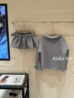 MIUMIU "British Rich Girl Dress Up" Heavy duty Wool Soft Cocoon Woolen Short Tall Tall Short Flower Bud Thick Coat Warm Jacket Women/Half body Flower Bud Skirt Skirt - Image 27