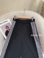 DIOR D  2024 Autumn/Winter New CollectionHeavy Industry Three Dimensional Cutting High Waist Design Double Sided Striped Suit Pants/Wide Leg Pants - Image 3