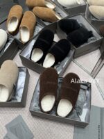 Balenciaga Super ComfortableRetained  24 Autumn/Winter New Collection BB Printed Letter Logo Imported Australian Wool Slippers. - Image 35